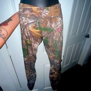 Camo Under Armour leggings